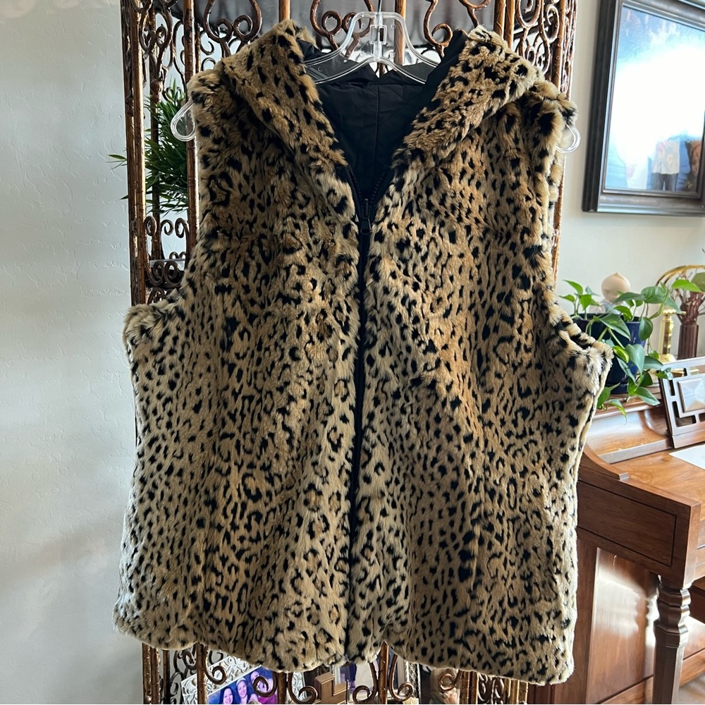 Kristen Blake Leopard Vest